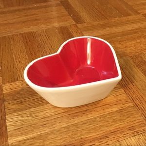 Porcelain heart shaped small bowl